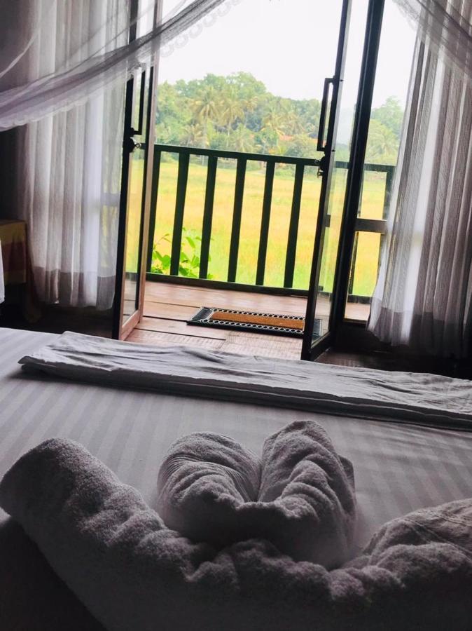 Airport Villa Kamatha -Foreign Booking Only カトゥナカヤ エクステリア 写真